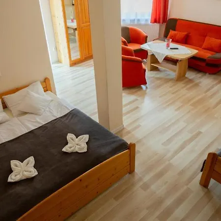 Willa I Domki Victoria Min 2 Noclegi - Wynajem Roweru Elektrycznego Gratis !